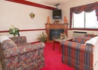 Howard Johnson Inn Nicholasville/Lexington エクステリア 写真